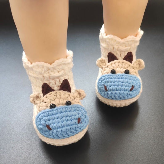 Handmade Custom Crochet Baby Sandals/baby cow booties/Soft and Cozy Shoes for Baby Girls in Multiple Colors/Organic cotton/Baby Girl Gift/Baby Boy/Girl Shower/Kids and Baby/0-12month